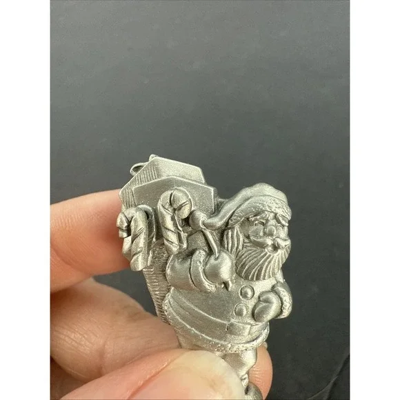Vintage Brooch Earrings Pewter Pin 1.5" Christmas Santa With Earring Box Ms Dee - Picture 14 of 15